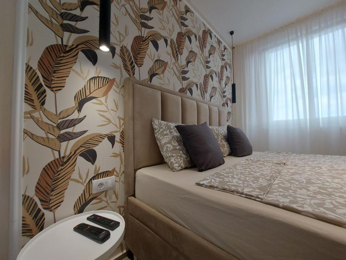 Kat Apartman Apartment Subotica Exterior foto